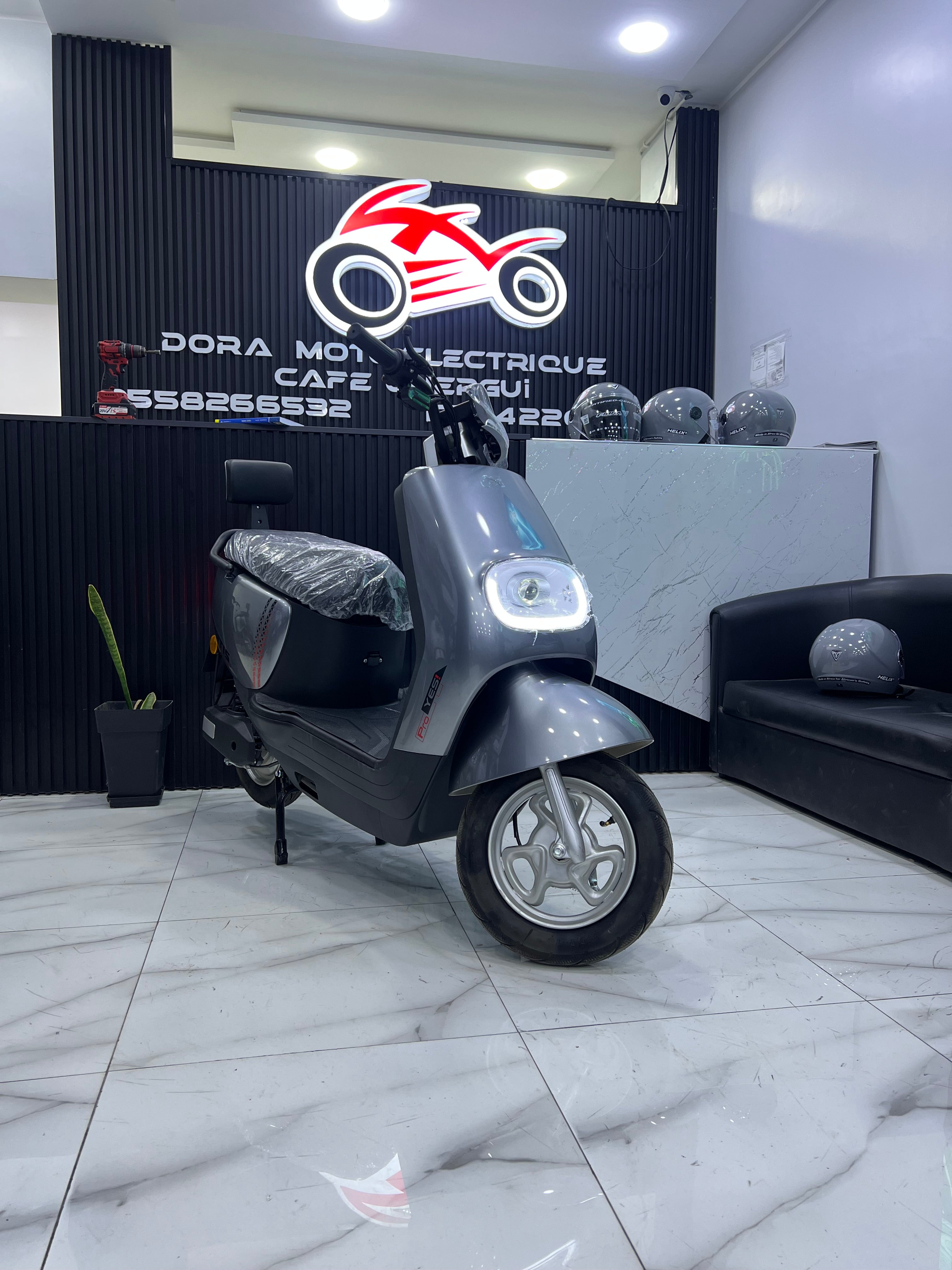 DORA MANTIS 800W